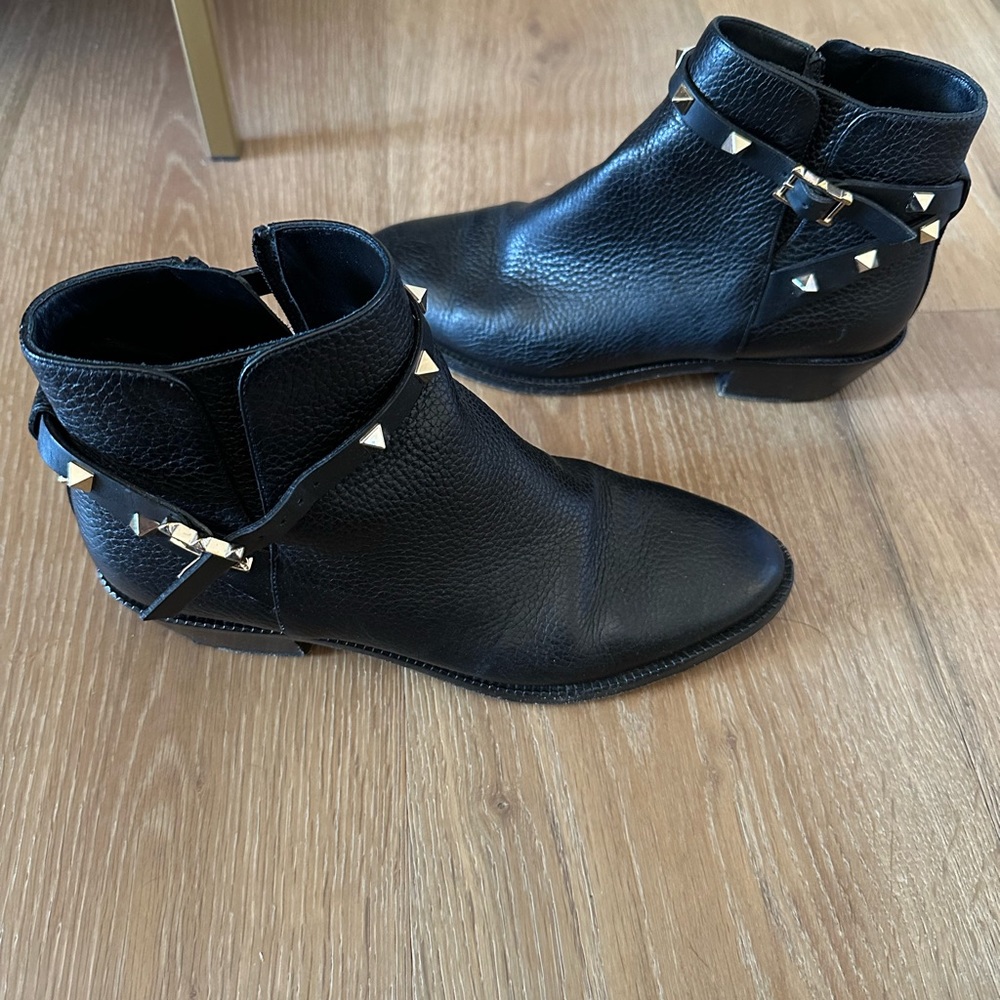 Valentino Rockstud Ankle Boots sz 7